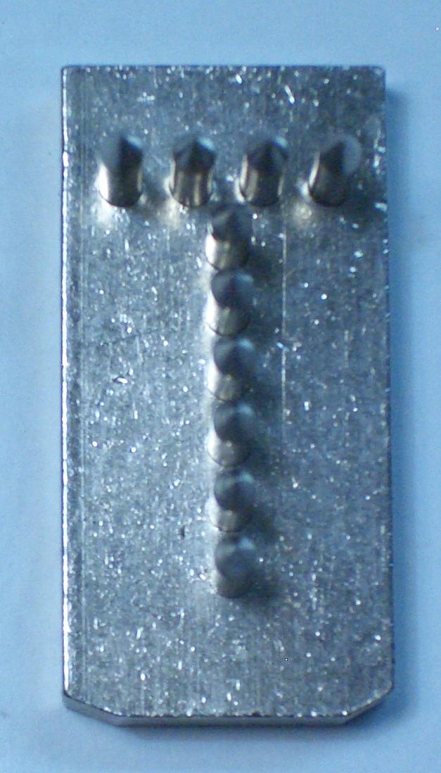 Letra "T" DE 30 mm.