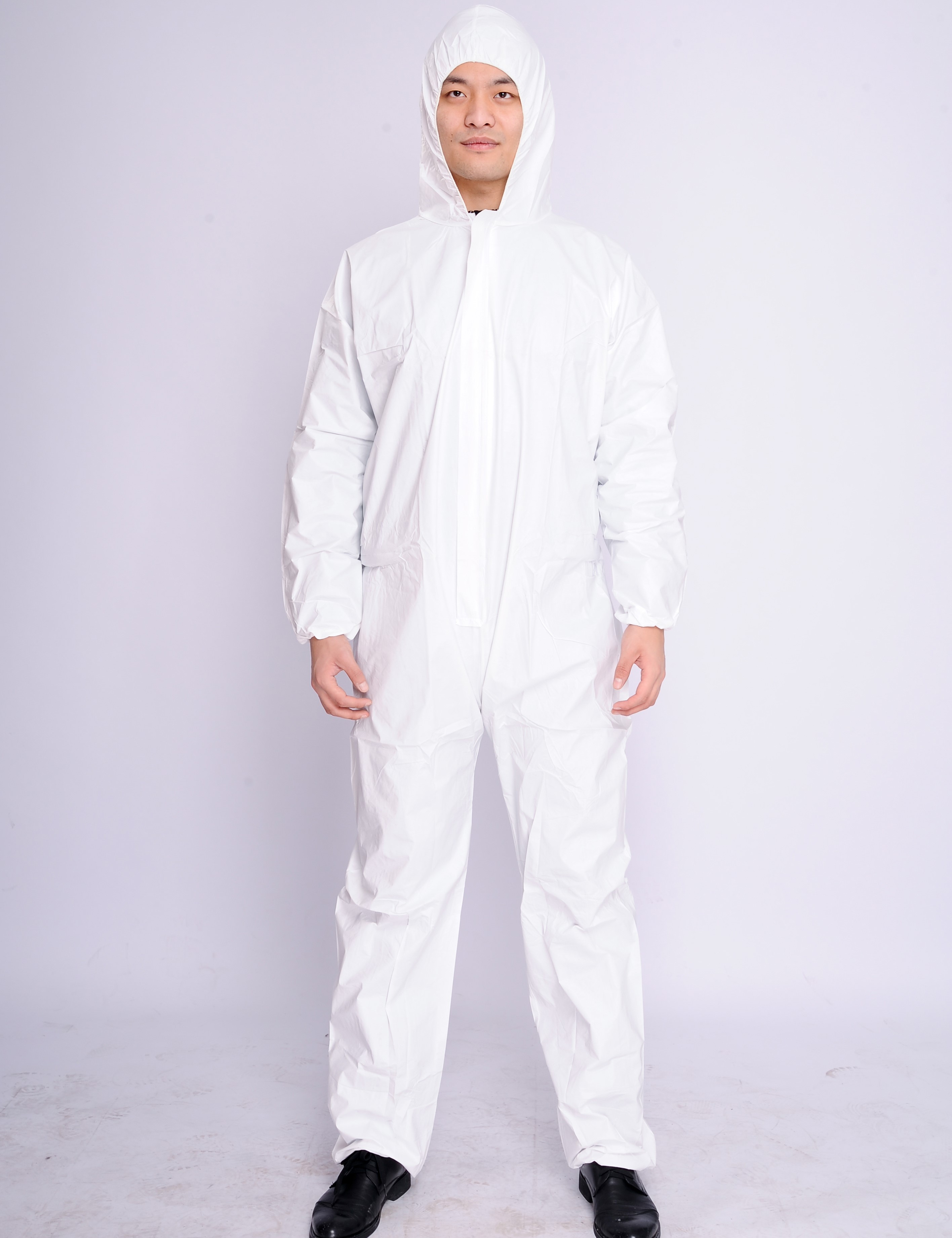 MACACÃO MICROPOROSO BRANCO PP-1PE-L 50GR. L