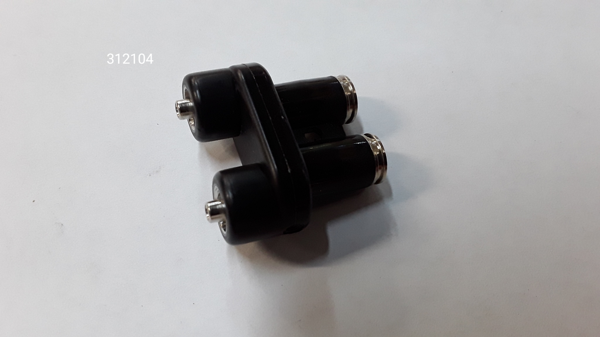 CÂNULA DUPLA 2 SAÍDAS (23 MM) L.L.
