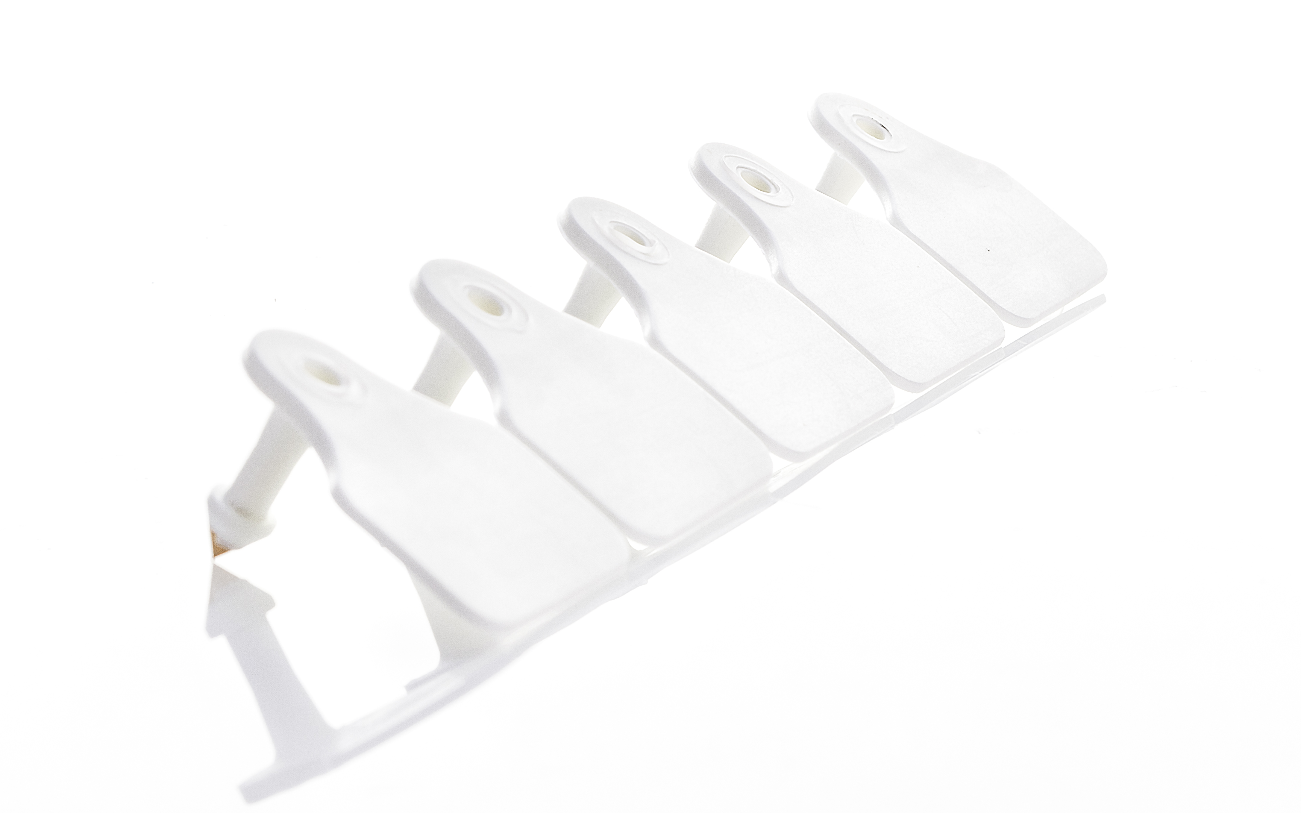 OVI-TAG MALE P/METAL WHITE S/N NUMBERING