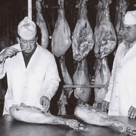 Secaderos de Jamón El Porquero