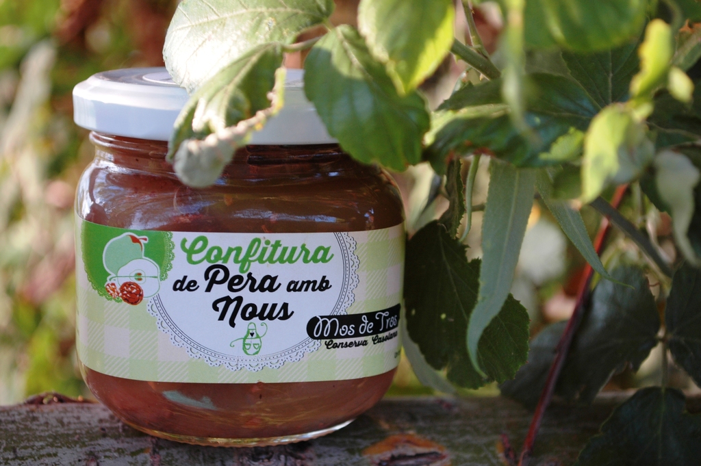 Confitura artesana de Pera i Nous 4