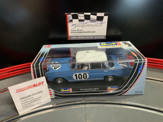 Revell 08324 Mercedes- Benz 300 SE # 100 Spa 1964