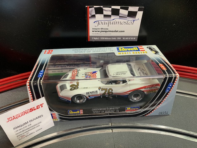 Revell 08354 Chevrolet Corvette Spirit of Sebring #76