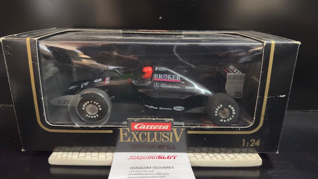 Carrera Exclusive 1/24 20417 SAUBER F1 #30
