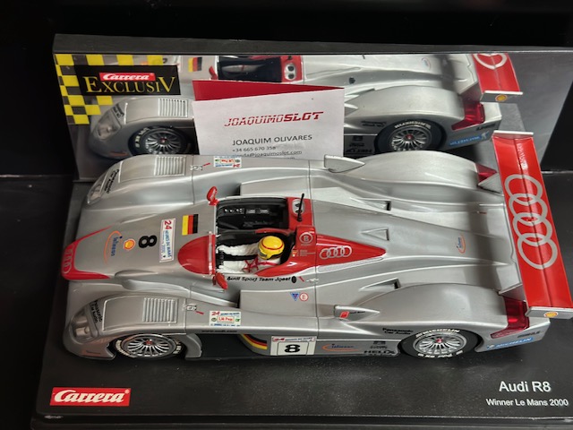 Carrera Exclusive 1/24 20480 Audi R8 Le Mans 2000 #8