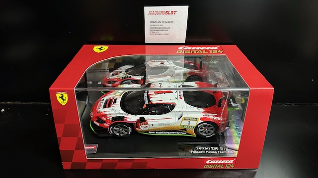 Carrera Digital 124 23988 Ferrari 296 GT3 Nº1 Frikadelli Racing