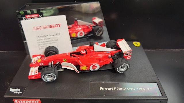 Carrera Evolution 25706 V10  F1 Ferrari F2002 #1