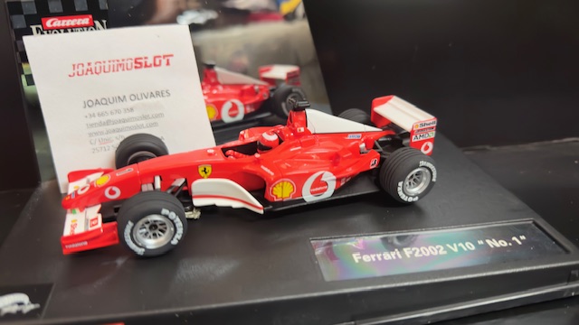 Carrera Evolution 25706 V10  F1 Ferrari F2002 #1