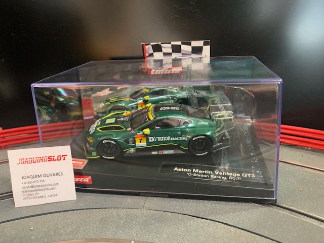 Carrera Evolution 27675 Aston Martin Vantage GT3 D-Station
