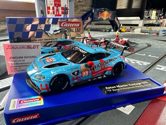 Carrera DIGITAL 132 31074 Aston Martin Vantage GTE 
