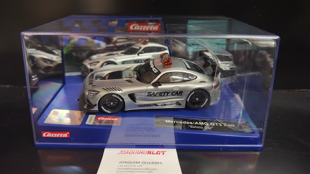 Carrera Digital 32016 Mercedes-AMG GT3 Safety Car
