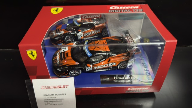 Carrera Digital 32055 Ferrari 296 GT3 Fessel Racing Nº74