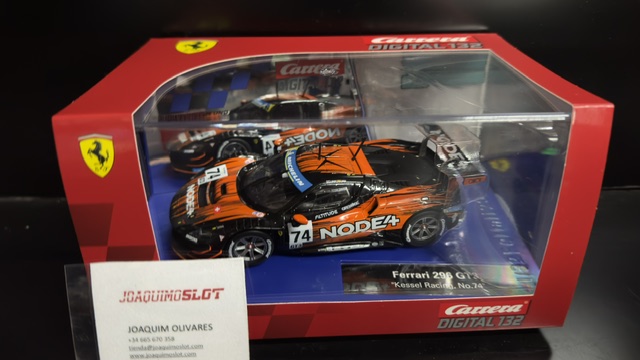 Carrera Digital 32055 Ferrari 296 GT3 Fessel Racing Nº74