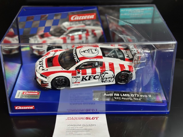 Carrera Digital 32073 Audi R8 LMS GT3 evo II KFC Racing