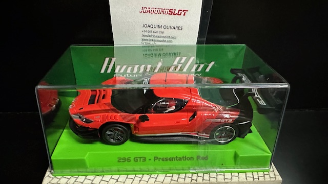 Avant Slot 52301 Ferrari 296 GT3 - Presentation Red