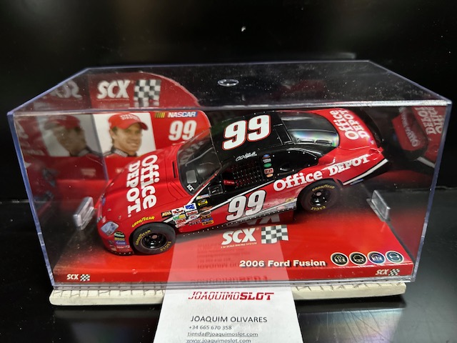 scalextric 62180 FORD FUSION 