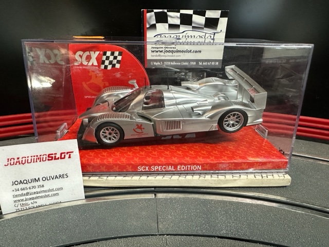 scalextric  64250 Peugeot 908 