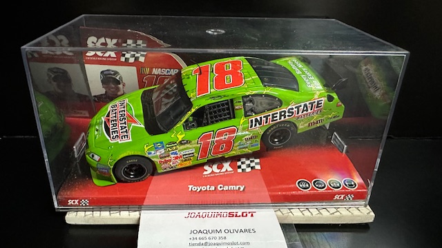 scalextric 64390 TOYOTA CAMRY 