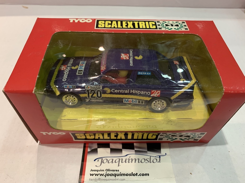 Scalextric 8360 BMW M3 Central Hispano – Violette N°120, éclairage Fonctionne, Neuf