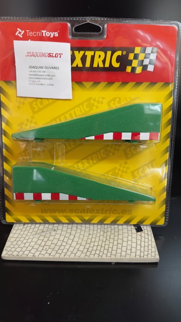 Scalextric 8822 Bordes para recta de cierre pista negra