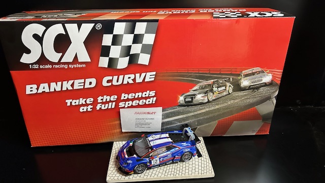 Pack Scalextric Curva Peraltada + Lamborghini Azul