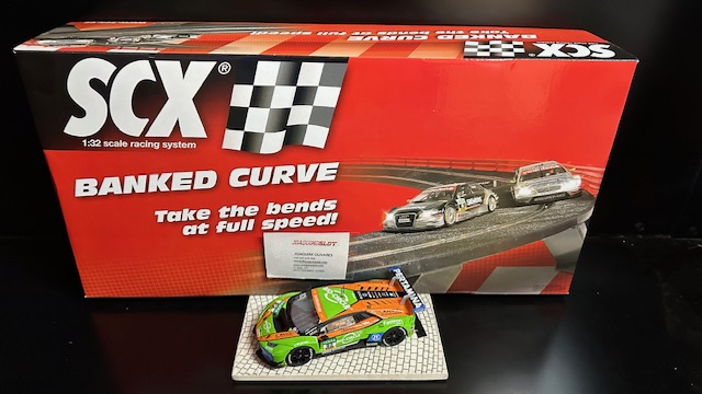 Pack Scalextric Curva Peraltada + Lamborghini Verde