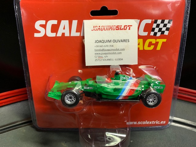Scalextric Compact C10420S300 Formula F-Green