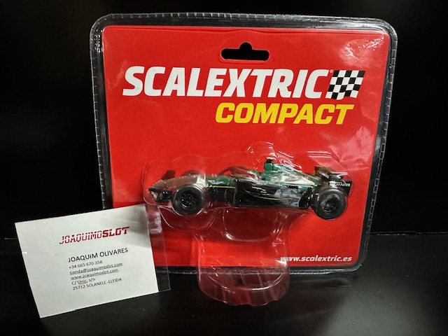 Scalextric Compact F1 C10516S300 Aston Martin Alonso
