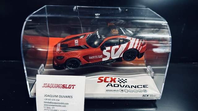 Scalextric Advance E10459S300 Mercedes AMG GT3 Safety