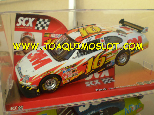 scalextric 63370 FORD FUSION 