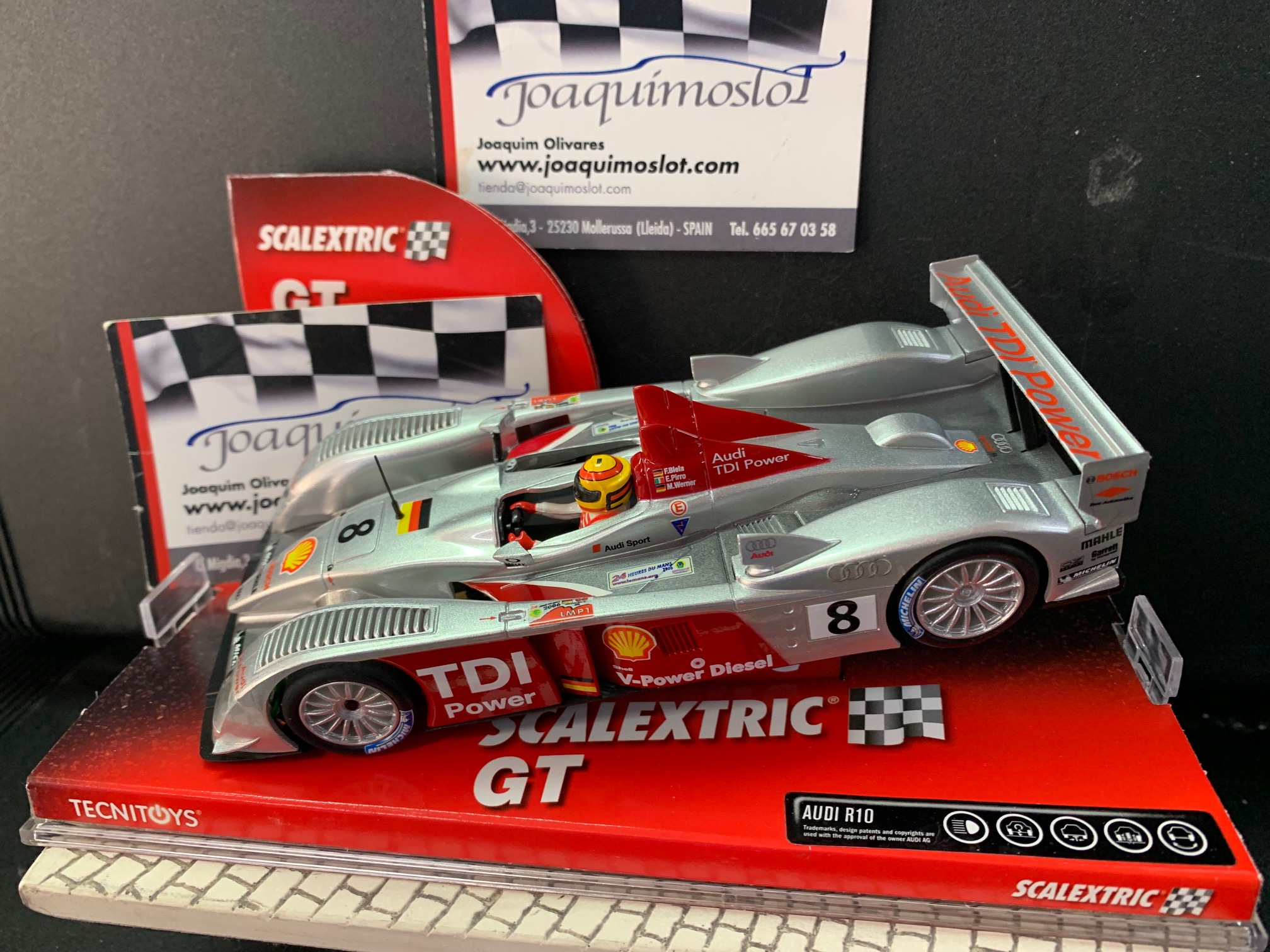 Scalextric audi sales r10