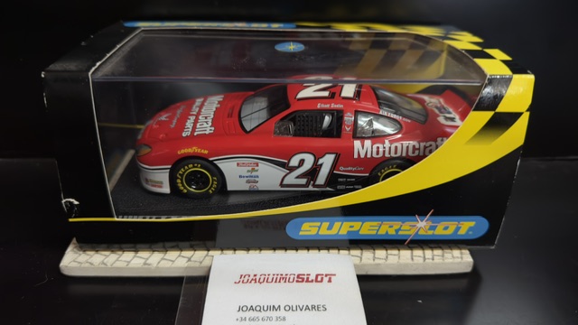 Superslot H2373 Nascar Ford Taurus N# 21