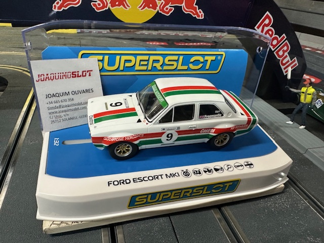 Superslot H4314 Ford Escort Mk1 #9  Castrol Racing