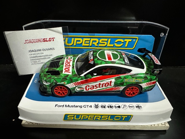 Superslot H4327 Ford Mustang GT4 Castrol Drift Car