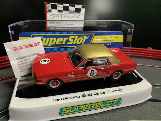 Superslot H4339 Ford Mustang Alan Mann Racing