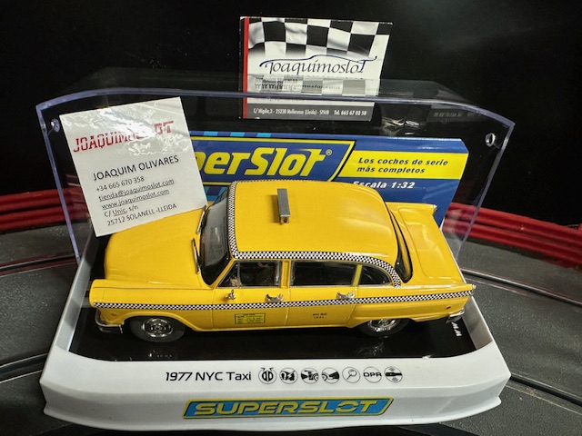 Superslot H4432 1977 NYC Taxi