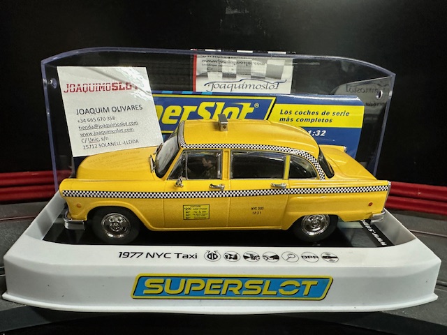 Superslot H4432 1977 NYC Taxi