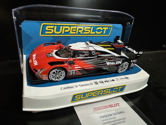 Superslot H4515 Cadillac V Series Whelen Engineering