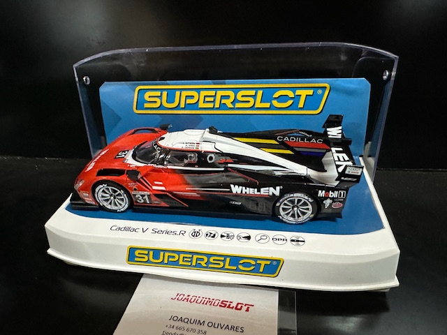 Superslot H4515 Cadillac V Series Whelen Engineering