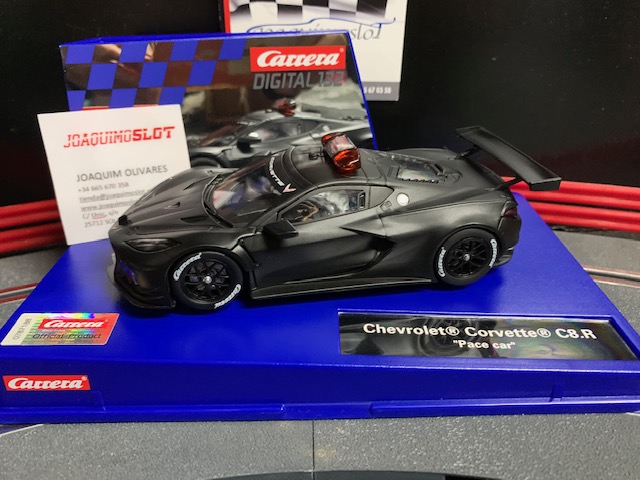 Carrera Digital 31015 Chevrolet Corvette C8R Pace car