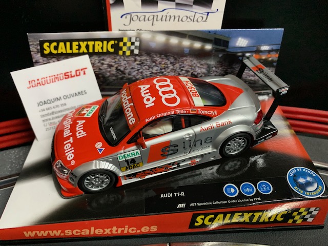 Scalextric 6139 Audi TT-R DTM Tomczyk