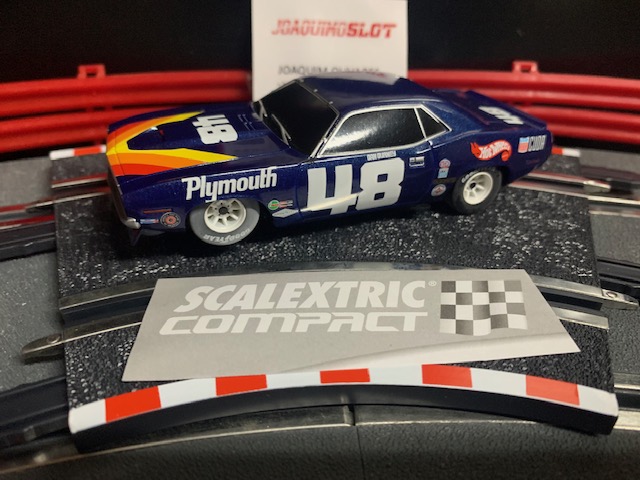 Scalextric Compact Plymounth Barracuda Azul