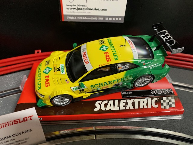 Scalextric A10161S300 Audi A5 Rockenfeller