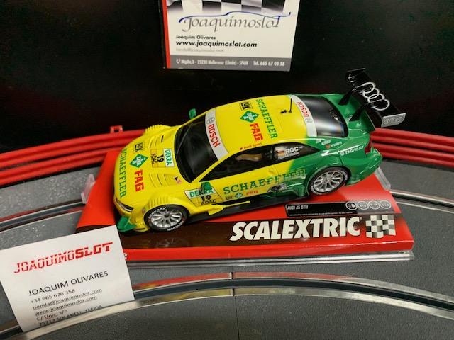 Scalextric A10161S300 Audi A5 Rockenfeller
