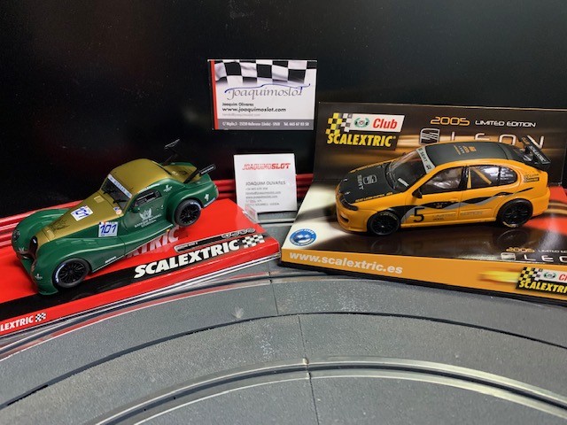 Scalextric Lote 2 Coches GT Navidad 2022