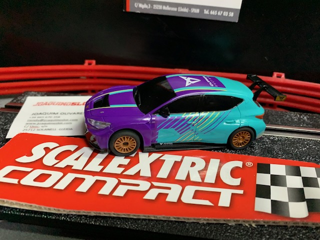 Scalextric Compact  Seat Leon Cupra Exclusivo de circuito 2022