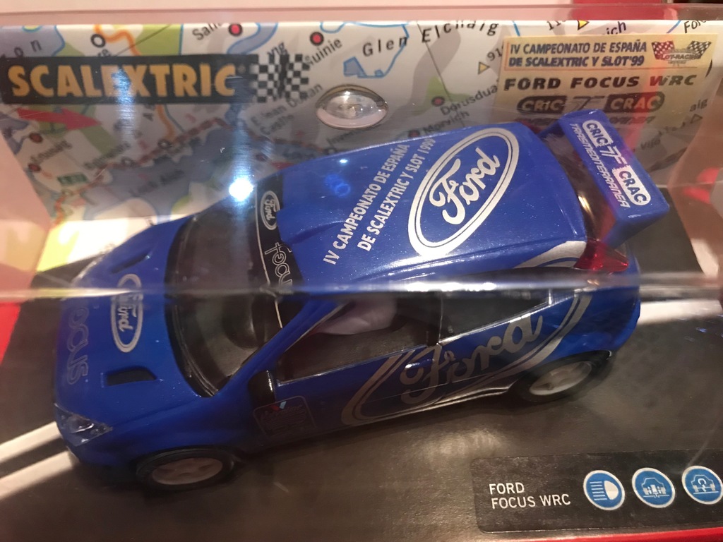 Scalextric FORD FOCUS VALVOLINE
