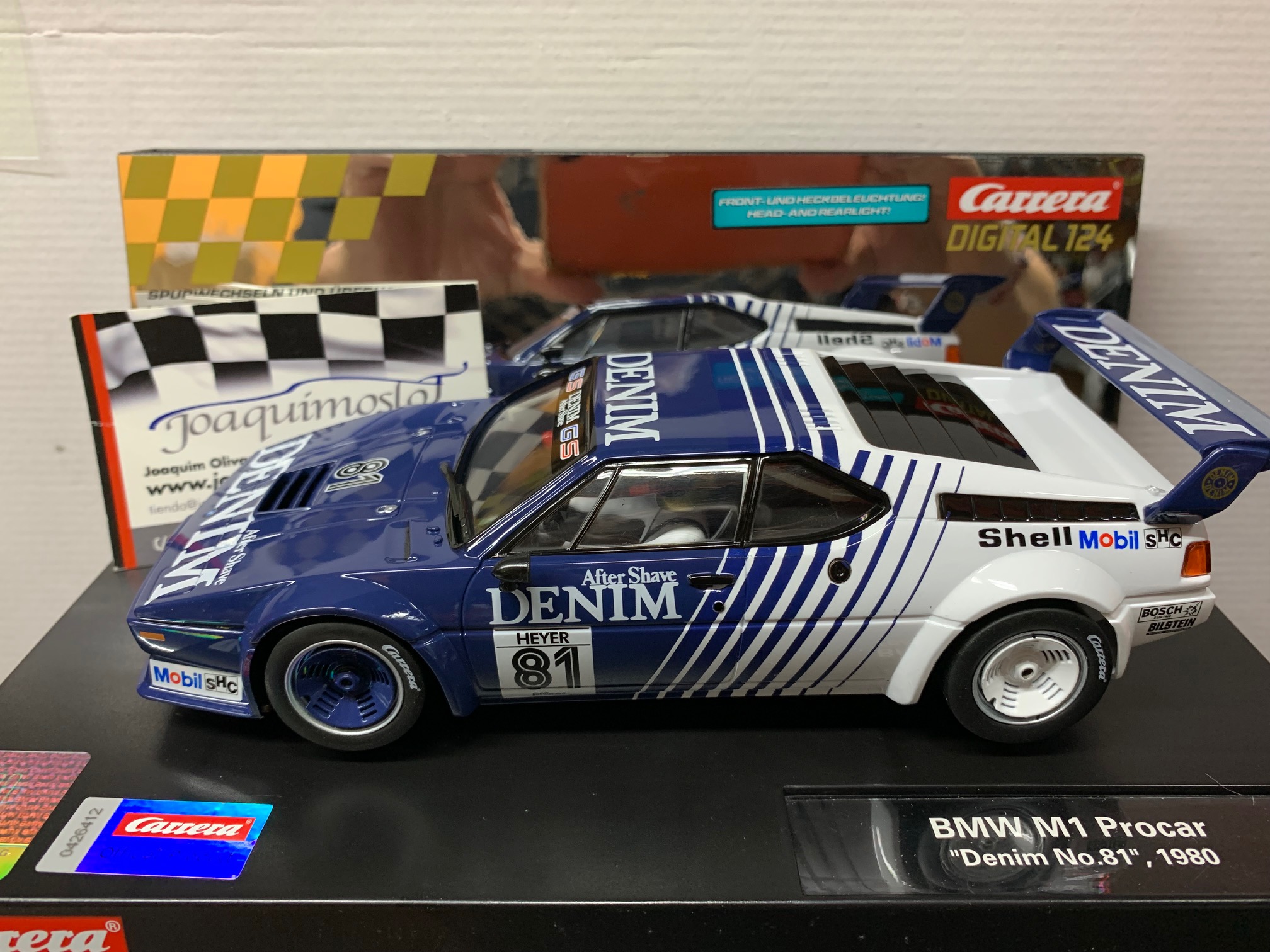 Carrera digital 124 23909 BMW M1 PROCAR #81 Denim 1980