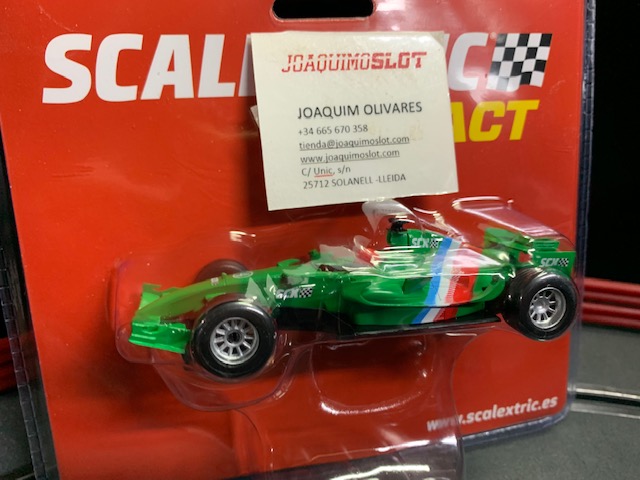 Scalextric Compact C10420S300 Formula F-Green